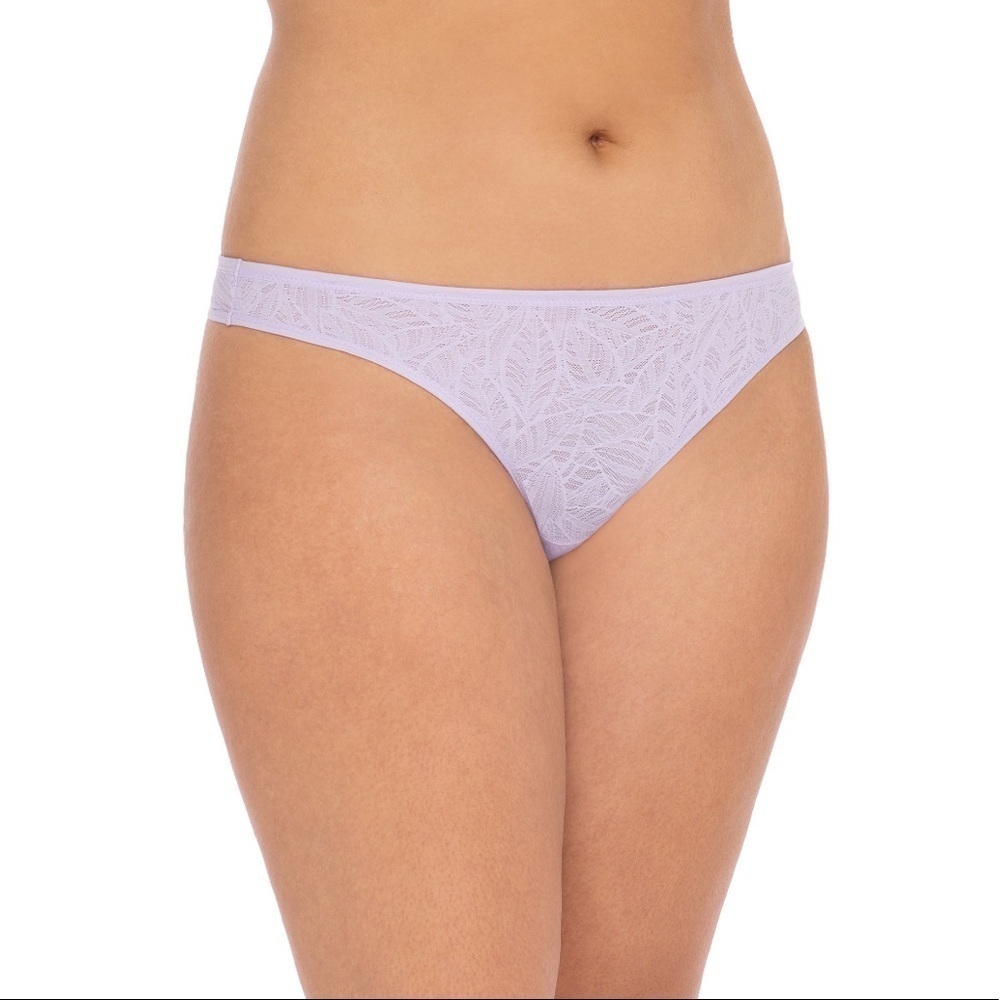 Secret Treasures lavender lace thong panty size L (12/14)